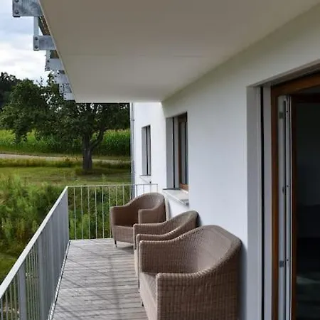 Ferienwohnung Auf Aussiedlerhof Mit Pferdepension アパート *
