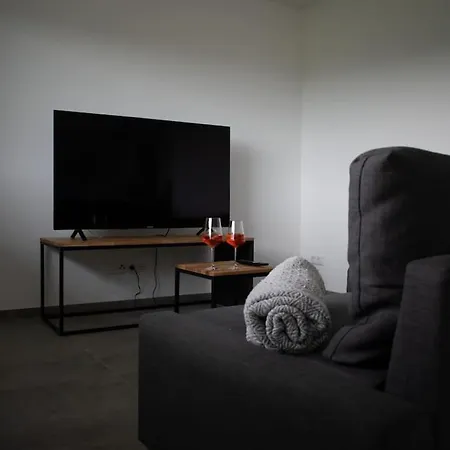 Ferienwohnung Auf Aussiedlerhof Mit Pferdepension アパート